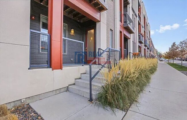 Foto del edificio - 7040 W Alaska Dr