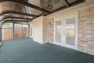 Building Photo - 3231 E Heatherock Cir