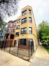 Building Photo - 3207 W Cortland St