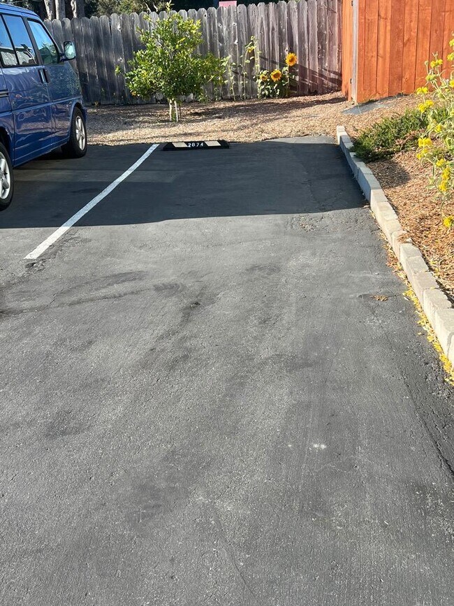 Foto del edificio - 2674 Christine Oaks