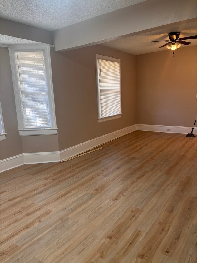 Foto del edificio - 617 Ivy St