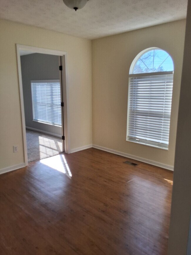 Foto del edificio - Strawberry Plains, 37871 - 3 bedroom, 2 ba...