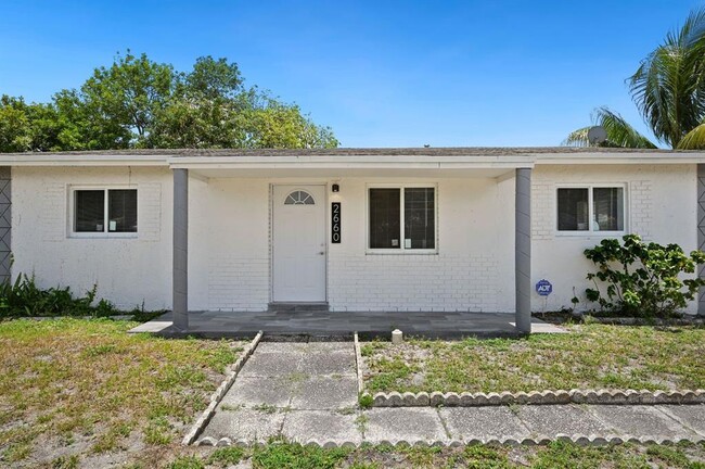 Building Photo - 2660 NW 25th St