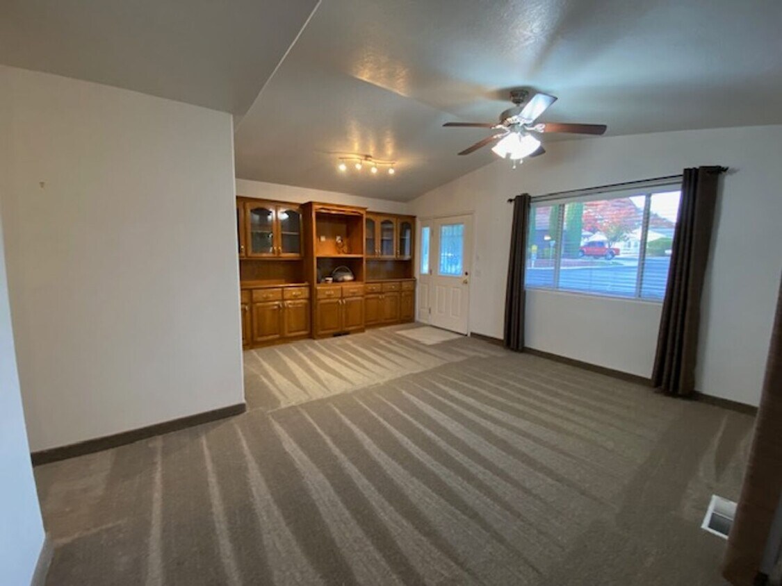 Primary Photo - Canyon Cove 2 bedroom 55+ Community Home
