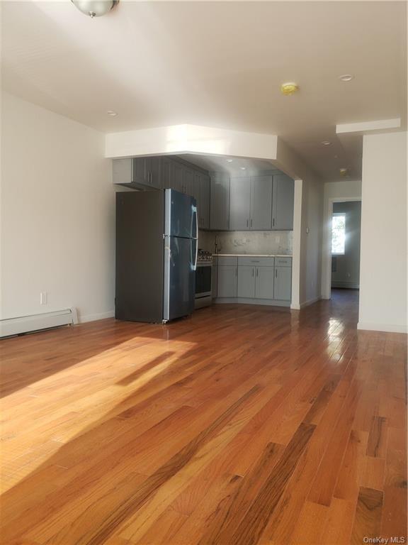 Building Photo - 1048 Olmstead Ave