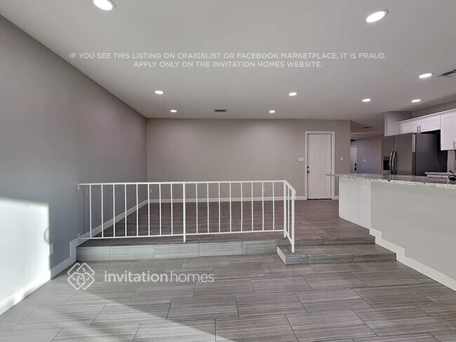 Foto del edificio - 2440 E Manhatton Dr