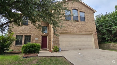 Building Photo - 2653 Gardendale Dr