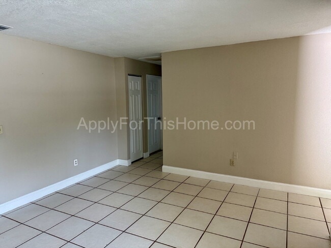 Building Photo - Single Family Home - Carrollwood Area