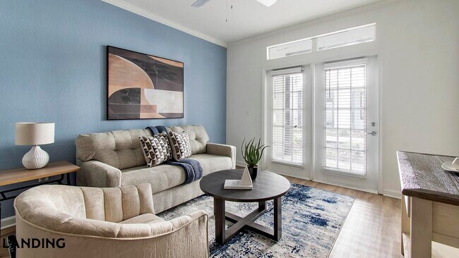 Foto del edificio - 12310 Seacrest Lane