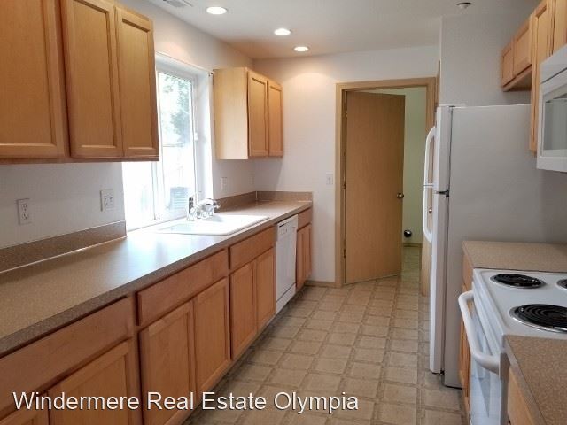 Foto del edificio - 4 br, 2.5 bath House - 4816 College Lane SE