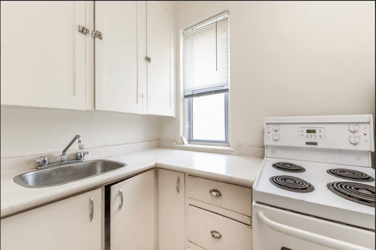 Building Photo - Colony Apartments