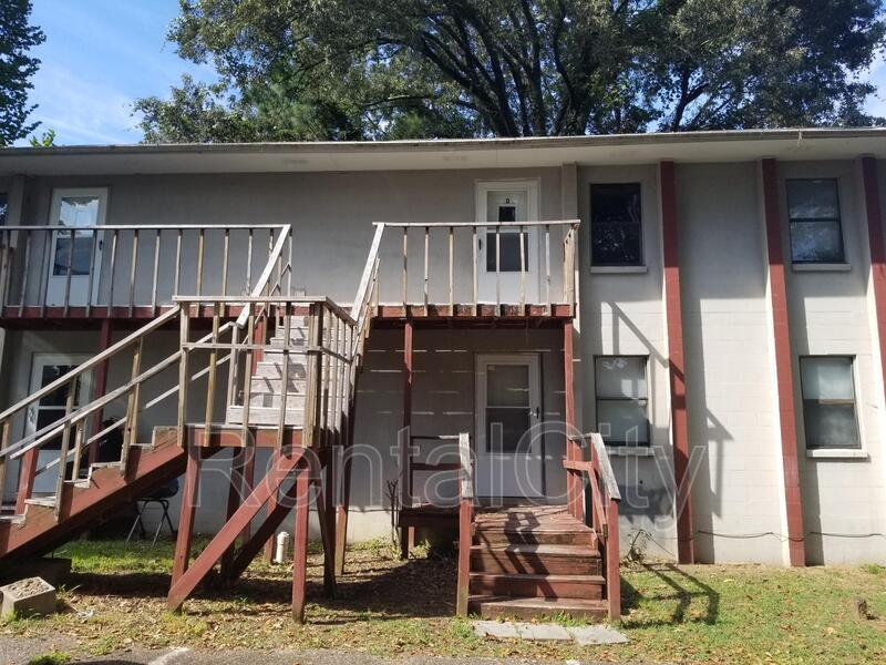 118 Rosewood Cir Unit Apt C, Jackson, TN 38301 Condo for Rent in