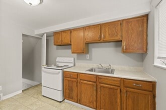 Building Photo - 462-464-464 Idlewood Rd