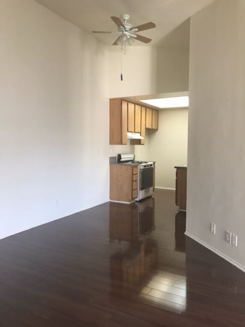 Building Photo - 20316 Saticoy St