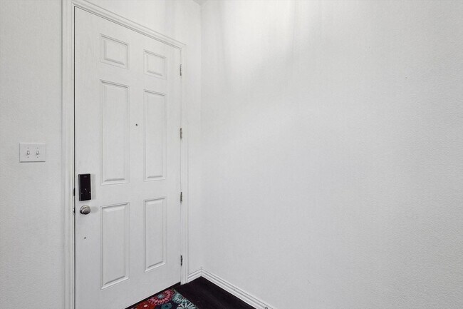 Building Photo - 13329 Ridings Dr