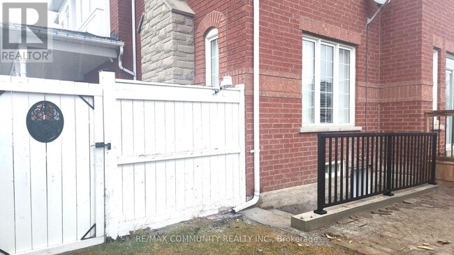 Building Photo - 1 Hesham Dr