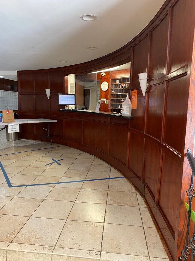 Foto del edificio - 922 24th St NW