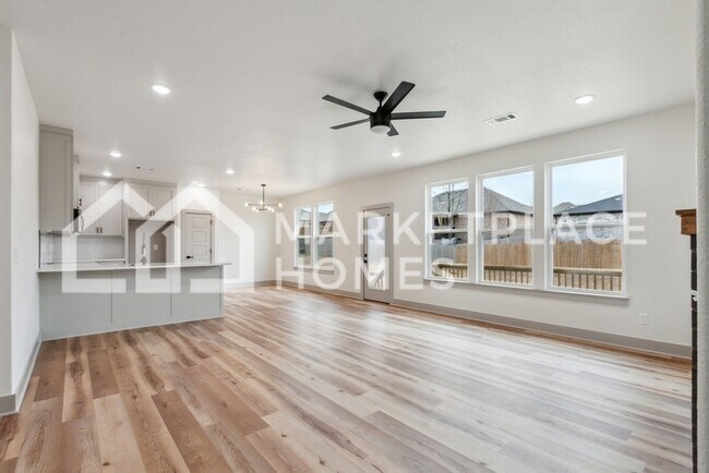 Foto del edificio - 1000 Clayton Rd