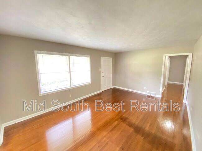 Building Photo - 4241 Paula Dr