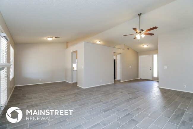 Building Photo - 7913 W Krall St