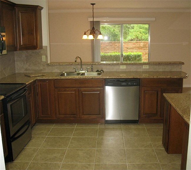 Building Photo - 14515 Wunderlich Dr