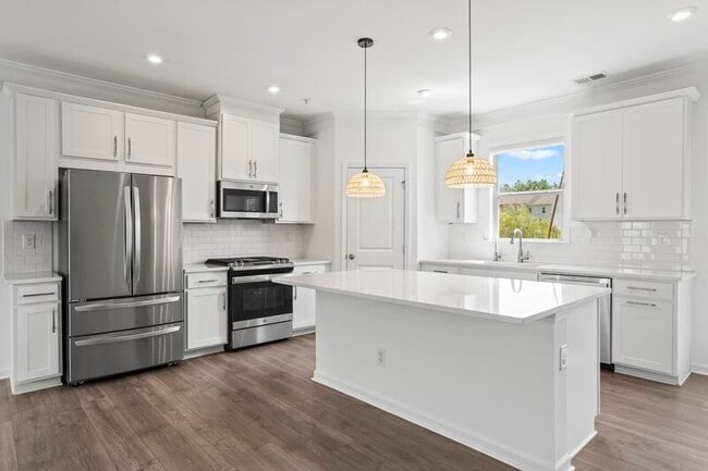 Foto del edificio - 6308 Brookwater Vw