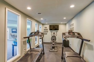 Building Photo - The Flats at Minor Park