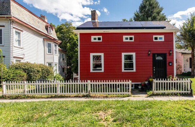 Building Photo - 88 S Hamilton St
