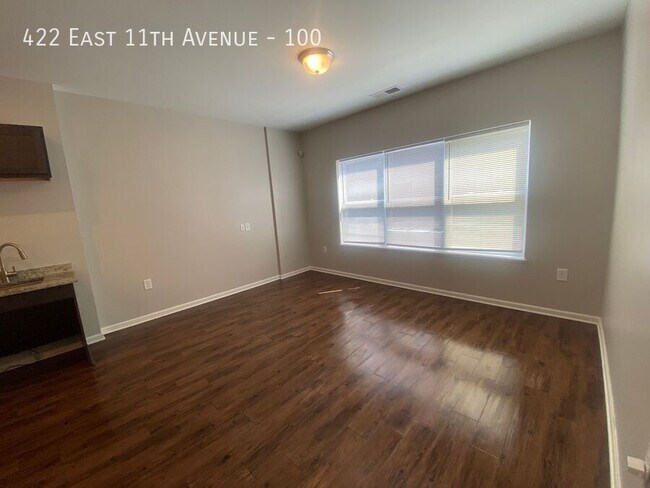 Foto del edificio - 422 E 11th Ave