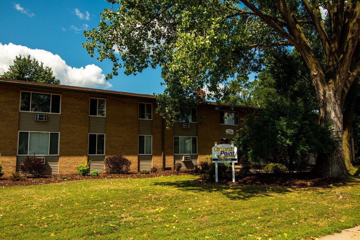 Exterior - Oxford Point Apartments