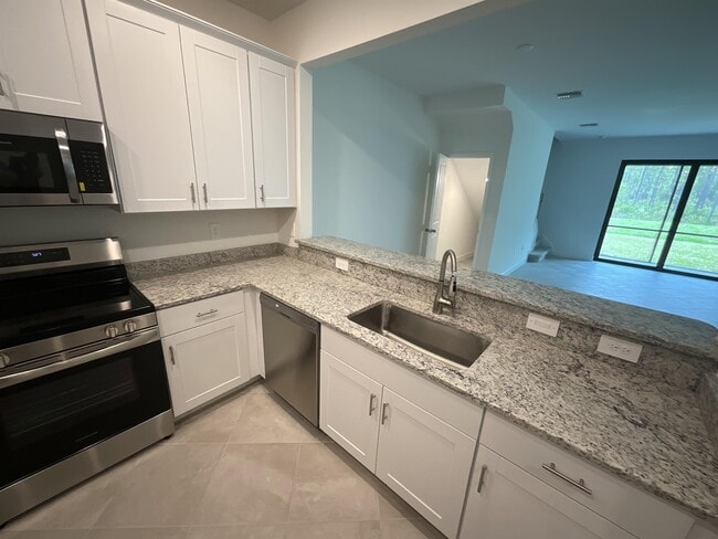 Building Photo - 14116 Gardeners Wy