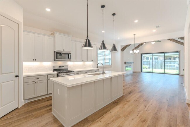 Foto del edificio - 9322 Galloway Wds Trl