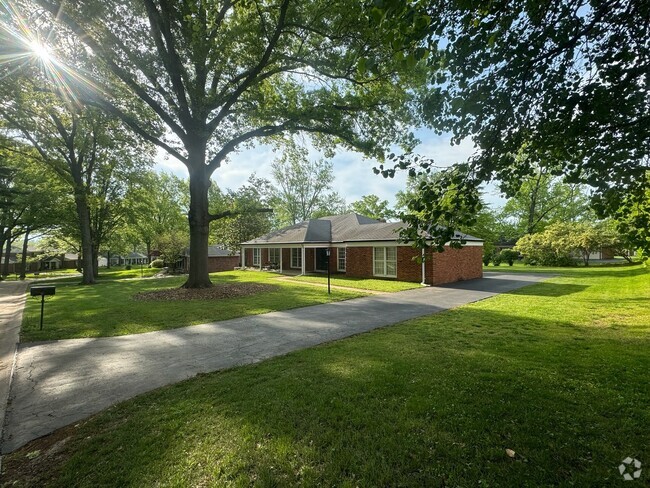 Building Photo - 14060 Agusta Dr