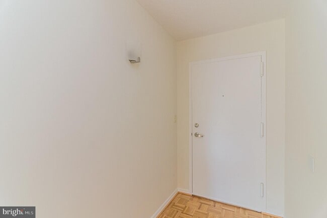Building Photo - 7640 Tremayne Pl