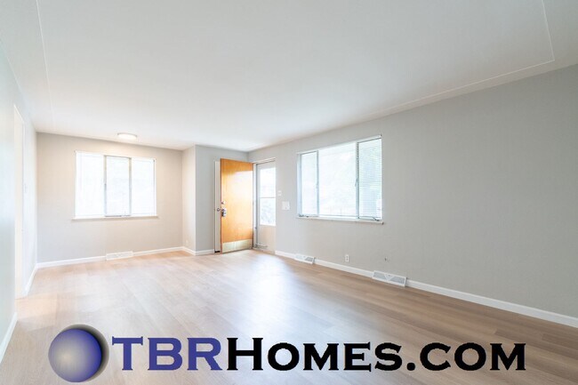 Foto del edificio - 8630 W 63rd Pl