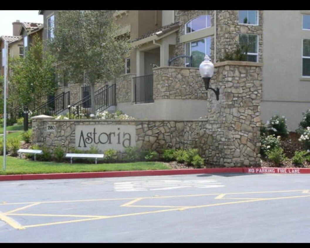 2580 W El Camino Ave, Sacramento, CA 95833 Condo for Rent in