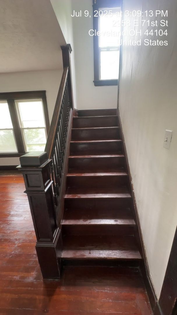 Foto del edificio - 2958 E 71st St