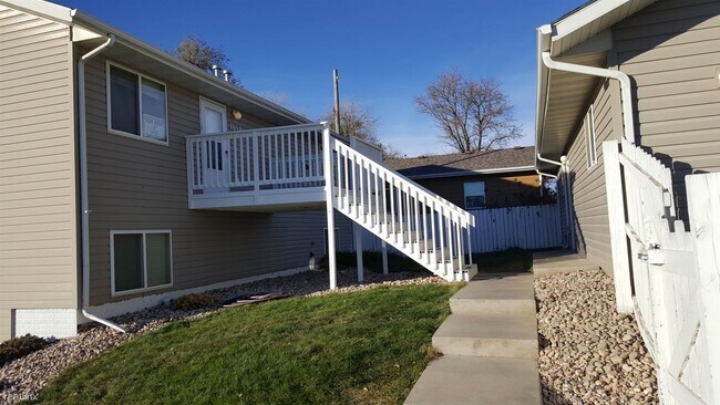 Foto del edificio - 3 br, 2 bath Townhome - 116 Monroe Street A