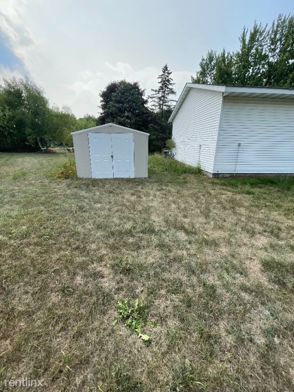 Building Photo - 4 br, 1 bath House - 808 Newell Dr