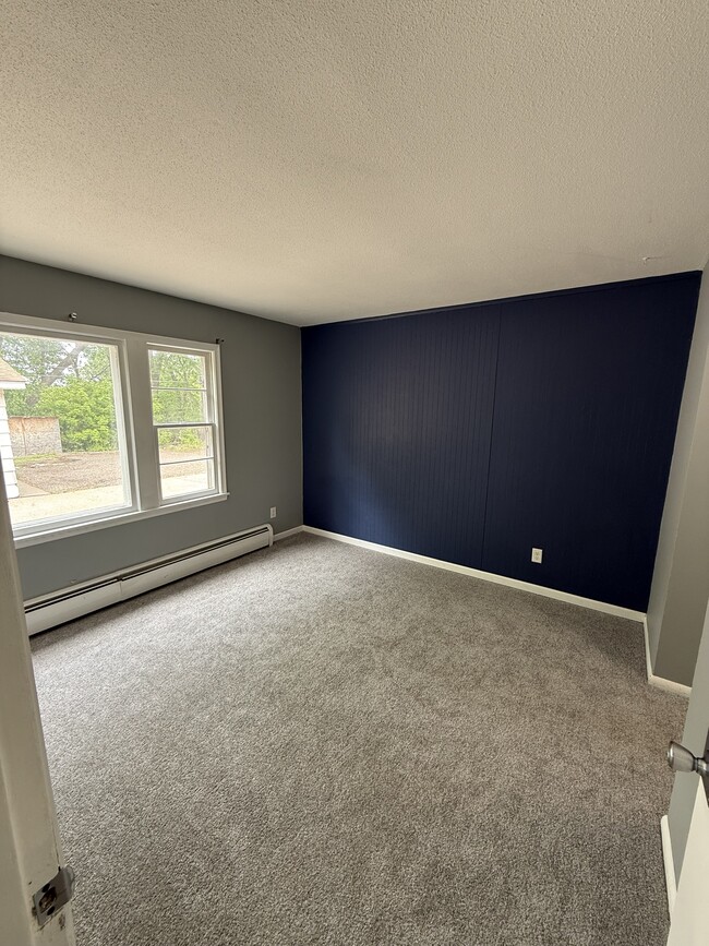 Foto del edificio - 1319 Circle Terrace Blvd NE