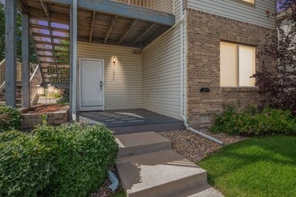 Building Photo - 18024 Becket Dr