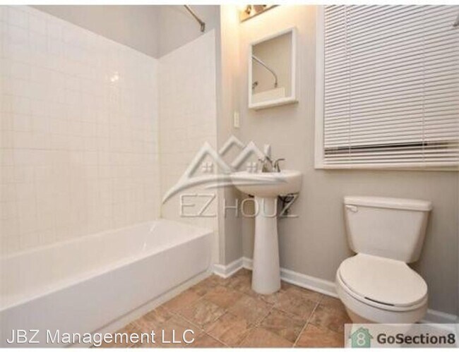 Foto del edificio - 1421 Clarkview Rd
