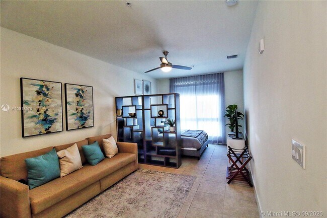 Foto del edificio - 4740 NW 84th Ct