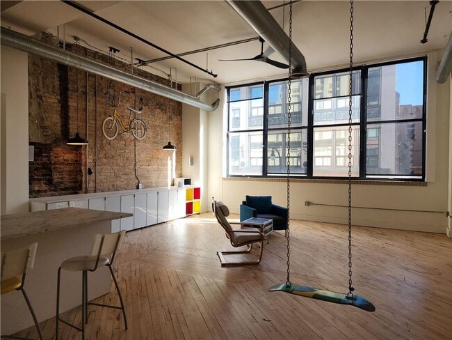 Foto del edificio - 87 Peachtree St SW