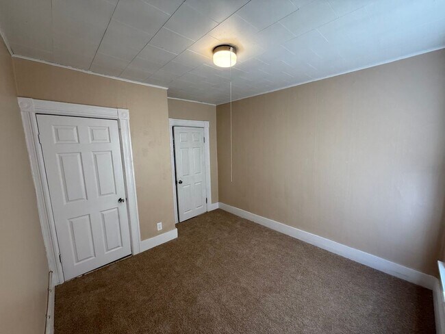 Building Photo - 408 Rimmon St