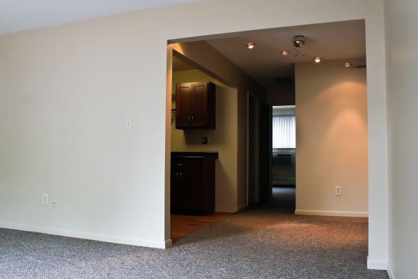 Foto del edificio - 906 E Shiawassee St