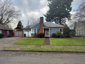 Building Photo - 3235 NE 89th Ave