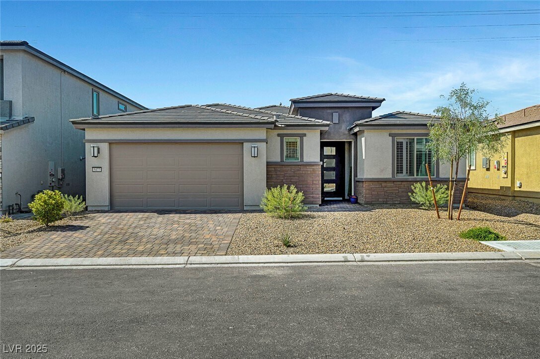 Foto principal - 5477 Vespertine Moon Ave