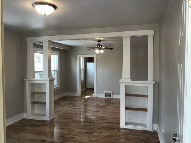 Building Photo - 207 Franklin Ave