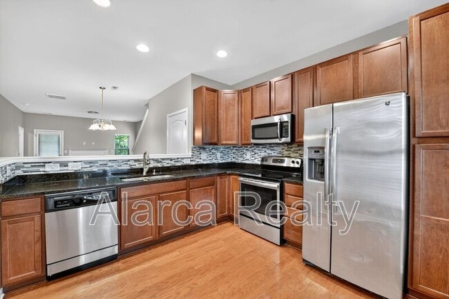 Building Photo - 13917 Singleleaf Lane